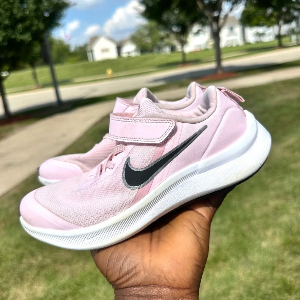 Nike Star Runner 3 Little Kids Athletic Shoes Size 1.5Y Pink Sneakers